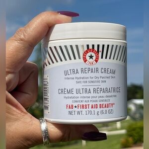 FIRST AID BEAUTY Ultra Repair Cream Intense Hydration 6oz